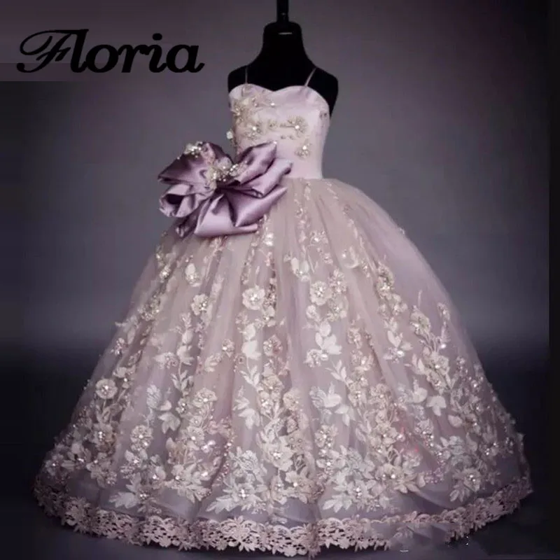 New Arrivals First Communion Dresses For Girls Ball Gown Flower Girl Dress Vestidos Daminha 2018 Kids Pageant Graduation Gowns
New Arrivals First Communion Dresses For Girls Ball Gown Flower Girl Dress Vestidos Daminha 2018 Kids Pageant Graduation Gowns