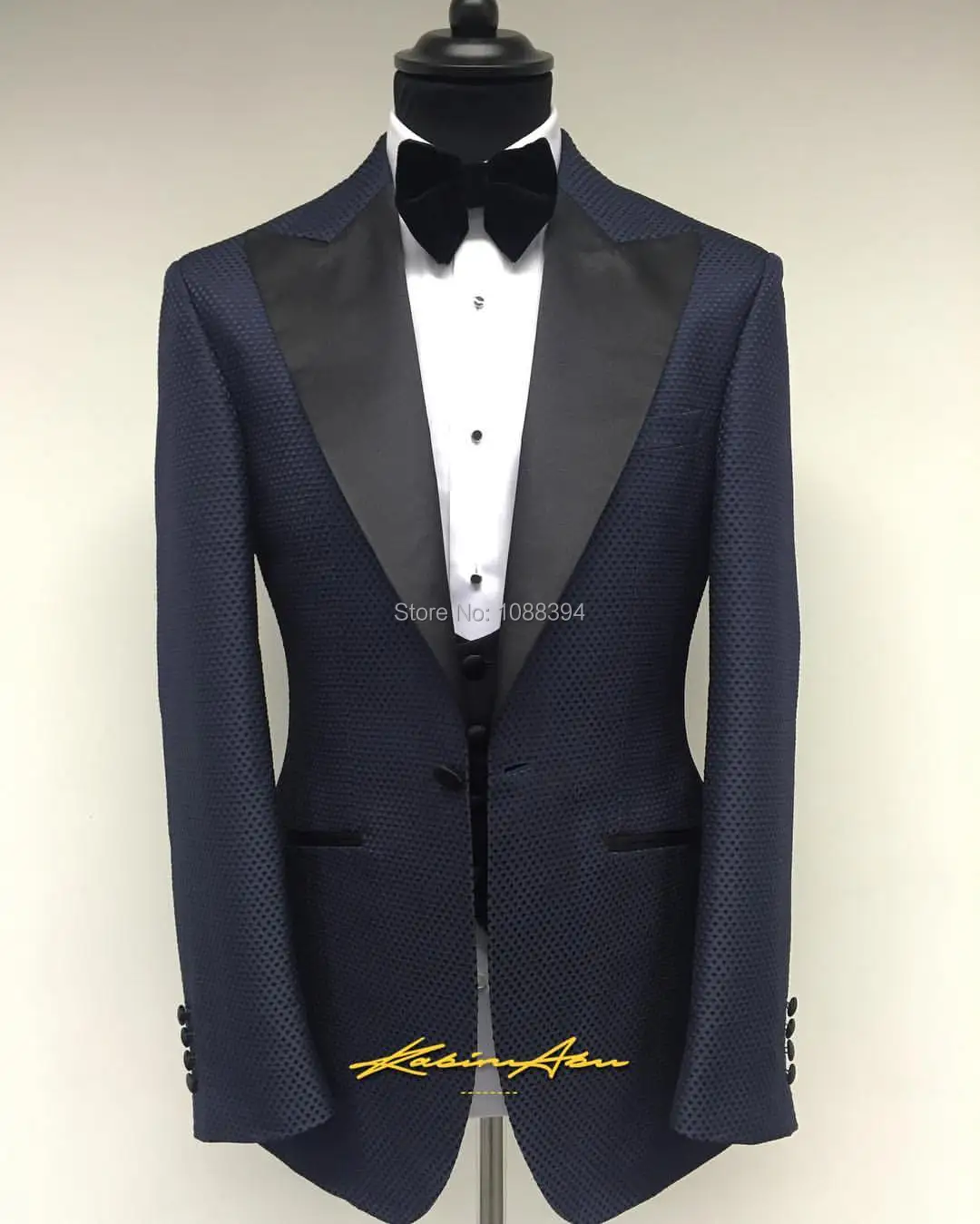 Men Wedding Suits 2018 Custom Slim Fit Real Groomsment Peaked Lapel Groom Suit Mens Tuxedo Blazer Wedding/Prom Suits 3 Pieces
Men Wedding Suits 2018 Custom Slim Fit Real Groomsment Peaked Lapel Groom Suit Mens Tuxedo Blazer Wedding/Prom Suits 3 Pieces