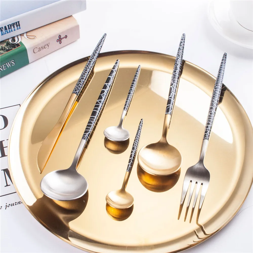 Black White Crack Pattern 304 Stainless Steel Tableware Dinnerware Sets Golden Silver Forks Knife Food Cutlery Sets 4/5pc
Black White Crack Pattern 304 Stainless Steel Tableware Dinnerware Sets Golden Silver Forks Knife Food Cutlery Sets 4/5pc