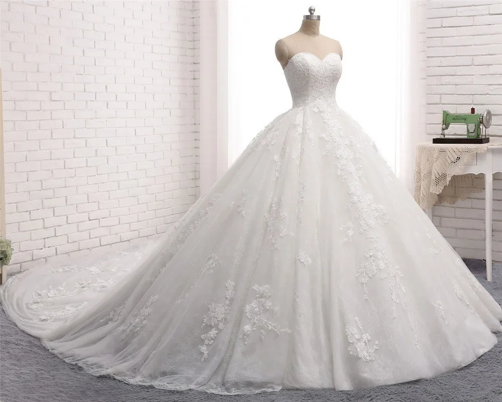 2020 Vintage Wedding Dress with Long Waist Train Sweetheart Vestido de noiva Appliques Lace Tulle Ball Gown Wedding Dresses
2020 Vintage Wedding Dress with Long Waist Train Sweetheart Vestido de noiva Appliques Lace Tulle Ball Gown Wedding Dresses