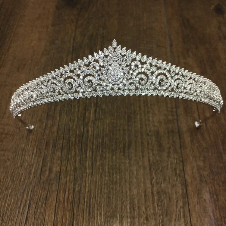 Paved Zircon Crown Full Cubic Zirconia Tiara CZ Tiaras Classic Bridal Diadema Wedding Hair Accessories Coroa Noiva WIGO1160
Paved Zircon Crown Full Cubic Zirconia Tiara CZ Tiaras Classic Bridal Diadema Wedding Hair Accessories Coroa Noiva WIGO1160