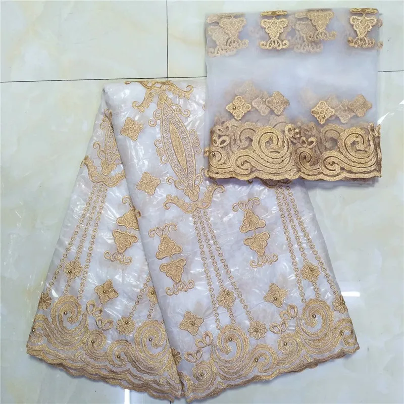 Embroidered mysterious golden pattern 5 yards Satin Fabric and 2 yards net lace with golden beads KY37 fushia WAX lace Fabric
Embroidered mysterious golden pattern 5 yards Satin Fabric and 2 yards net lace with golden beads KY37 fushia WAX lace Fabric