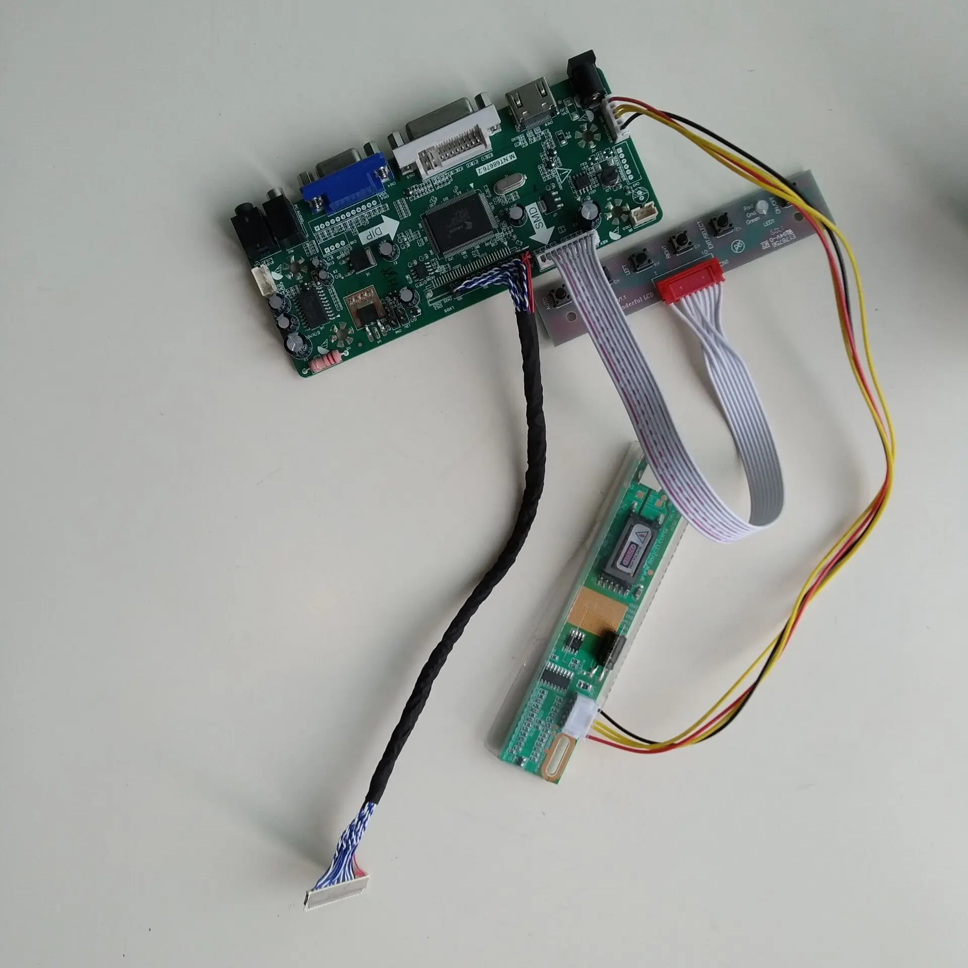 For 30pin LP154WX4-TLC1/TLB5 1280X800 panel Screen NT68676(HDMI+DVI+VGA)LCD Controller driver Board display
For 30pin LP154WX4-TLC1/TLB5 1280X800 panel Screen NT68676(HDMI+DVI+VGA)LCD Controller driver Board display
