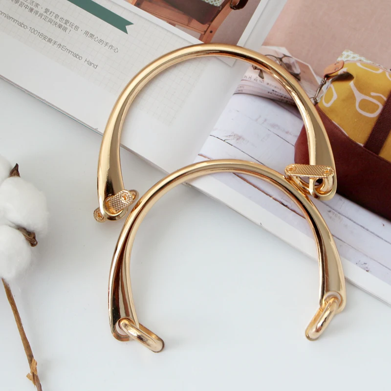 Handbag Accessories Gold Metal Handle (1 Pair) Fashion Decorative Handle DIY Patchwork Sewing Bag Parts Obag Purse Handle
Handbag Accessories Gold Metal Handle (1 Pair) Fashion Decorative Handle DIY Patchwork Sewing Bag Parts Obag Purse Handle