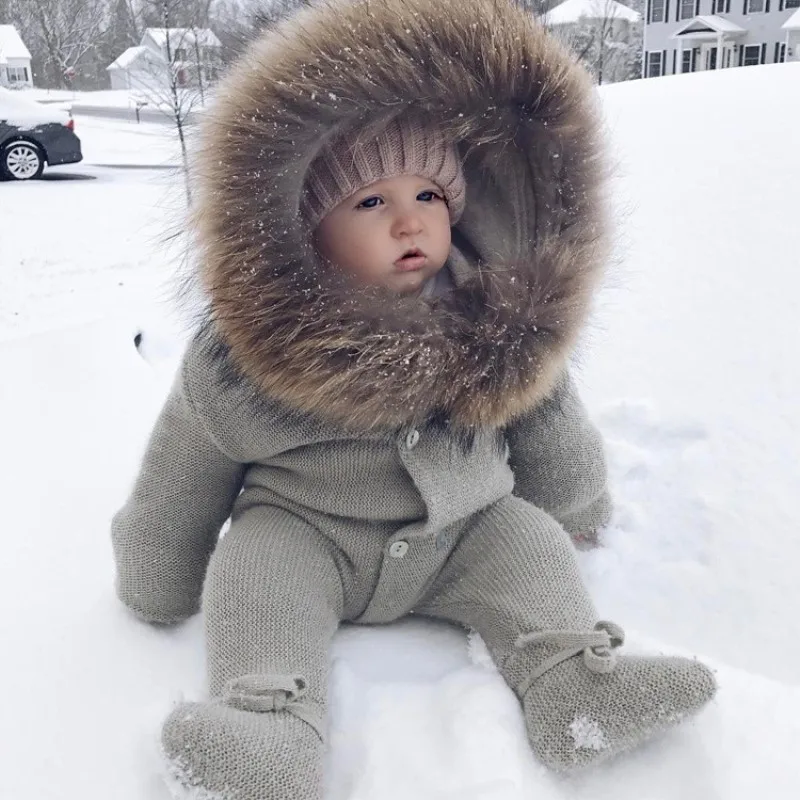 Fashionable Baby Rompers Winter Cotton Baby Girl Clothes Single Breasted Hooded Children Coat Baby Girl Clothing Infant Jumpsuit
Fashionable Baby Rompers Winter Cotton Baby Girl Clothes Single Breasted Hooded Children Coat Baby Girl Clothing Infant Jumpsuit