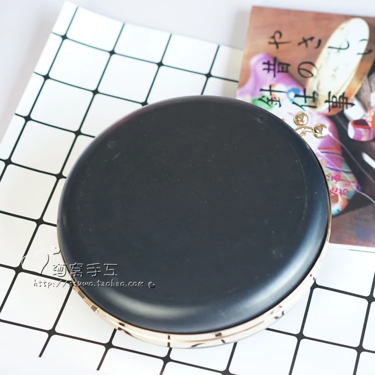 18 Cm Round Shape Gold Metal Purse Frame Black Plastic Box Women Wallet Handbag Accessories Day Box Clutches Diy Purse Frame
18 Cm Round Shape Gold Metal Purse Frame Black Plastic Box Women Wallet Handbag Accessories Day Box Clutches Diy Purse Frame
