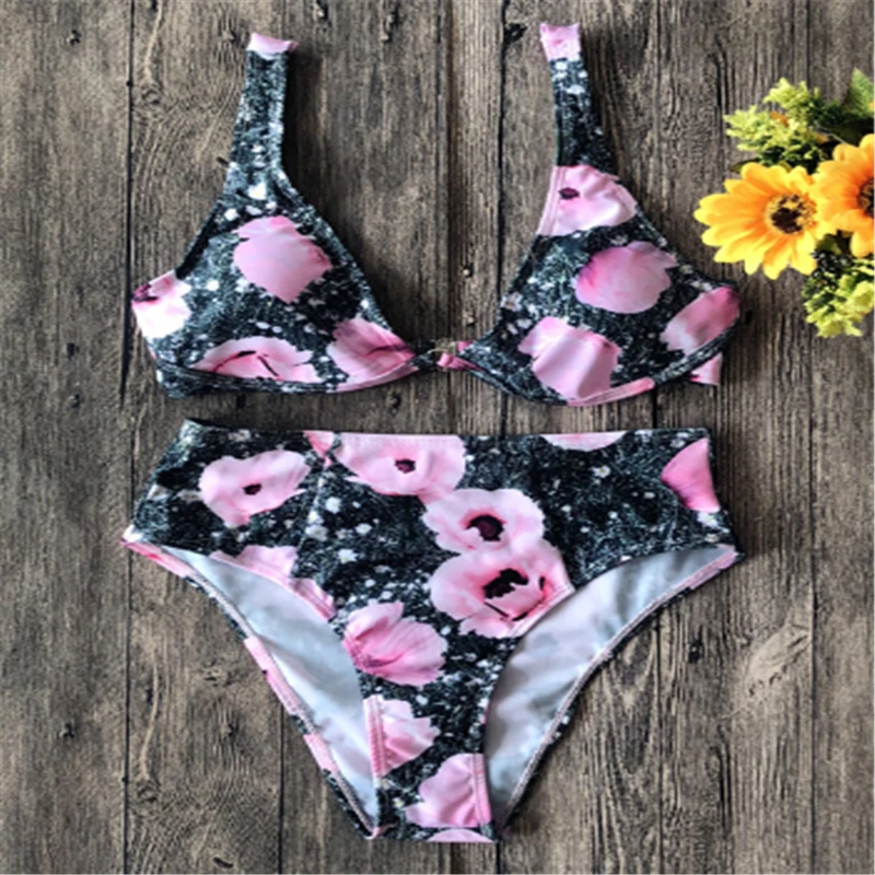 Sexy Floral Print High Waist Swimsuit 2019 Bikini Push Up Swimwear Women Vintage Biquini Bathing Suit Maillot de Bain Femme
Sexy Floral Print High Waist Swimsuit 2019 Bikini Push Up Swimwear Women Vintage Biquini Bathing Suit Maillot de Bain Femme
