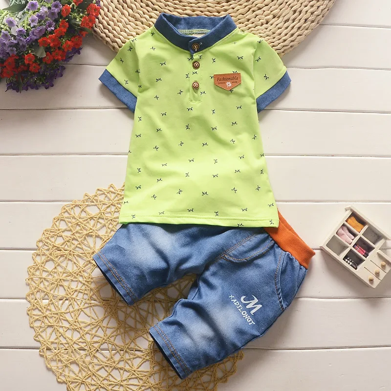 Tracksuit baby Suit Boys Girls fashion Letter printing jeans 2pc sets cute Infants Party Wedding Christmas Clothing Sets
Tracksuit baby Suit Boys Girls fashion Letter printing jeans 2pc sets cute Infants Party Wedding Christmas Clothing Sets