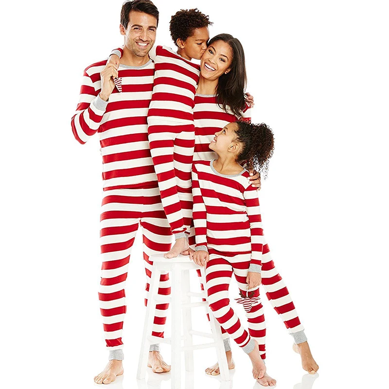 2018 Fashion Casual autumn suits Family matching Christmas Clothes striped Adult kids Pajamas set boys girls Nightwear Red 2pcs
2018 Fashion Casual autumn suits Family matching Christmas Clothes striped Adult kids Pajamas set boys girls Nightwear Red 2pcs