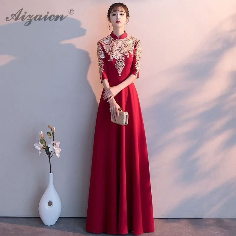 Свадебные туфли невесты Cheongsam Qipao 2020 модные красного цвета с вышивкой в китайском стиле вечернее платье элегантное платье Ципао с длинным Qi Pao стильное платье принцессы для девочек вечерние платья
Свадебные туфли невесты Cheongsam Qipao 2020 модные красного цвета с вышивкой в китайском стиле вечернее платье элегантное платье Ципао с длинным Qi Pao стильное платье принцессы для девочек вечерние платья