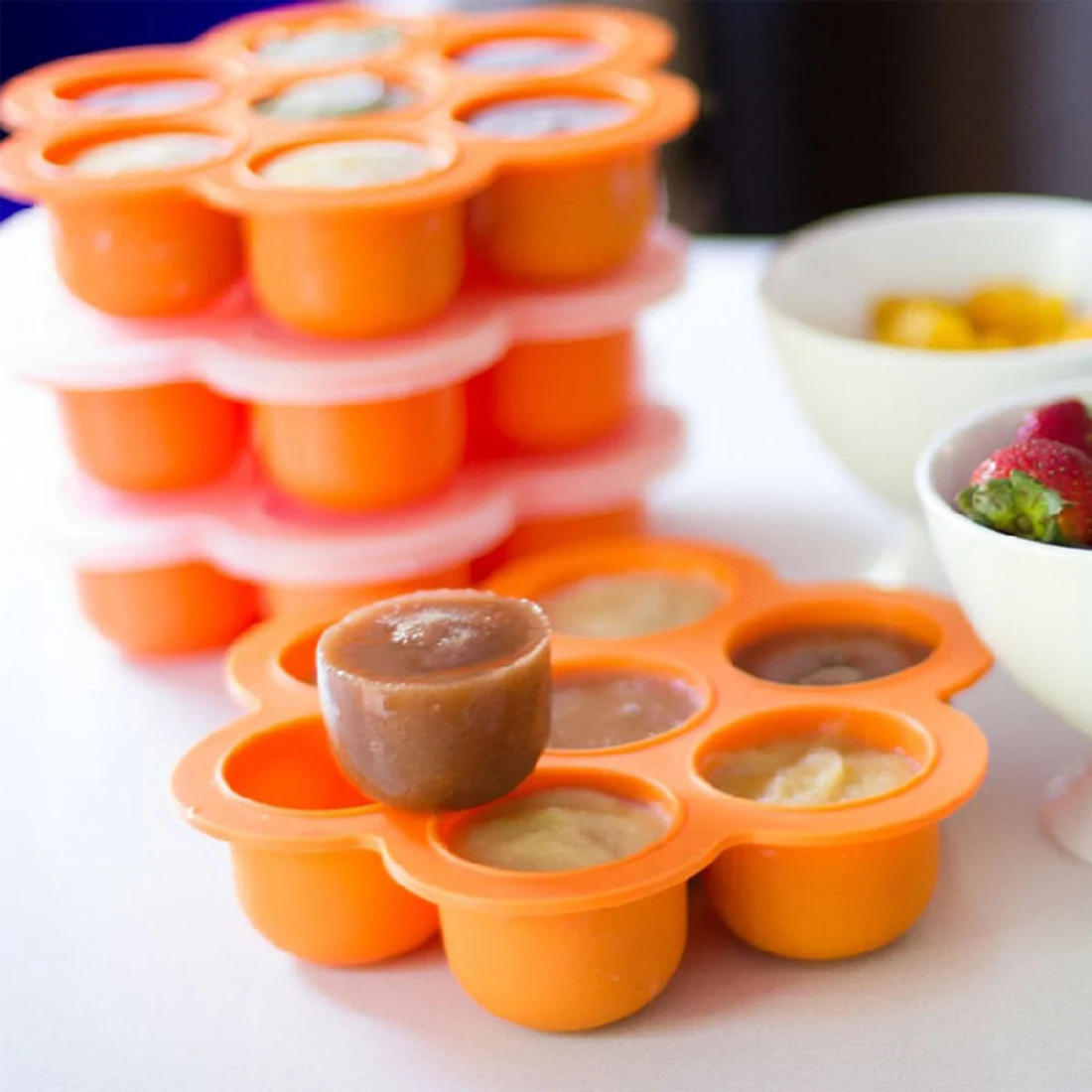 1pcs Baby Food Freezer Tray Storage Box With Silicone Clip-on Lid - Random Color
1pcs Baby Food Freezer Tray Storage Box With Silicone Clip-on Lid - Random Color