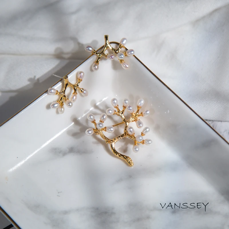 Vanssey Fashion Jewelry Flower Leaf Branch Natural Freshwater Pearl Brooch Pins Wedding Accessories for Women 2019 New
Vanssey Fashion Jewelry Flower Leaf Branch Natural Freshwater Pearl Brooch Pins Wedding Accessories for Women 2019 New