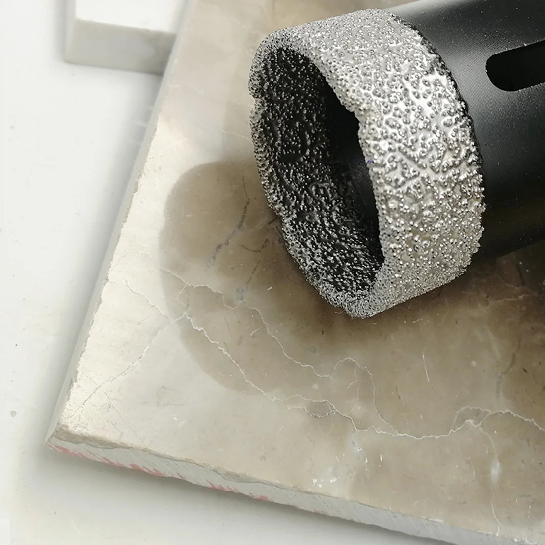 DT-DIATOOL 1pc Dia43mm Dry Vacuum Brazed Diamond Core Bits Hole Saw M14 Thread Dry or wet Drilling bits with Segment height 15mm
DT-DIATOOL 1pc Dia43mm Dry Vacuum Brazed Diamond Core Bits Hole Saw M14 Thread Dry or wet Drilling bits with Segment height 15mm