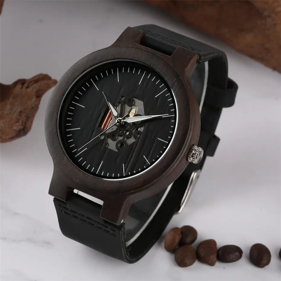 Creative Minimalist Wooden Watch Mens Quartz Steampunk Black Genuine Leather Wrist Watches reloj para hombre Top Gifts Item 2020
Creative Minimalist Wooden Watch Mens Quartz Steampunk Black Genuine Leather Wrist Watches reloj para hombre Top Gifts Item 2020