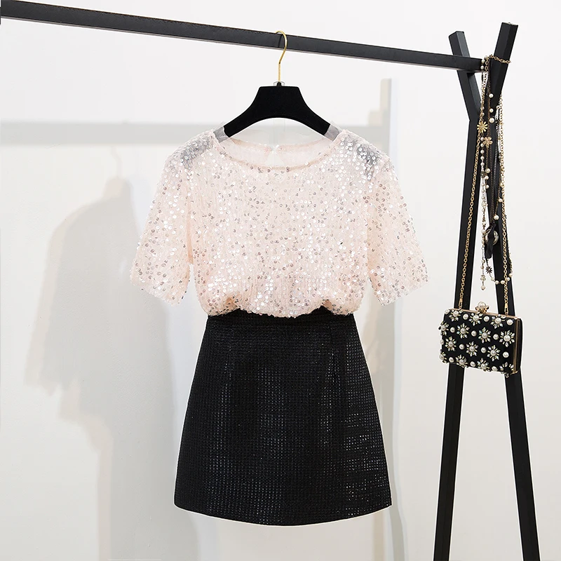 new summer Korean fashion women lace sequins blouse top & black zip skirt two pcs clothing set lady vestidos suits outfit S M L
new summer Korean fashion women lace sequins blouse top & black zip skirt two pcs clothing set lady vestidos suits outfit S M L