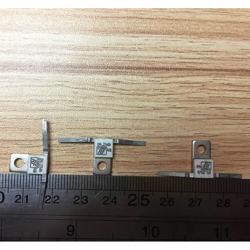 ATTENUATOR FLANGE MOUNT 20 Watts 04.25 dB 20W 04.25dB 33-1001 100ohms DC-4.0 Ghz 33-1001-04.25 RF FLORIDA 33A100104.25F 100 ohms
ATTENUATOR FLANGE MOUNT 20 Watts 04.25 dB 20W 04.25dB 33-1001 100ohms DC-4.0 Ghz 33-1001-04.25 RF FLORIDA 33A100104.25F 100 ohms
