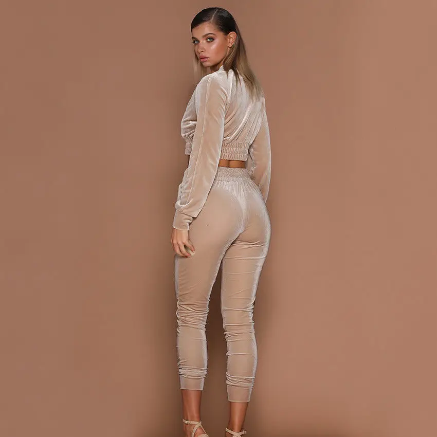 2Pcs Women Tracksuit Hoodies Sweatshirt Pants Sets Sexy Wear Casual Suit Ladies Womens Warm Long Sleeve Clothing
2Pcs Women Tracksuit Hoodies Sweatshirt Pants Sets Sexy Wear Casual Suit Ladies Womens Warm Long Sleeve Clothing