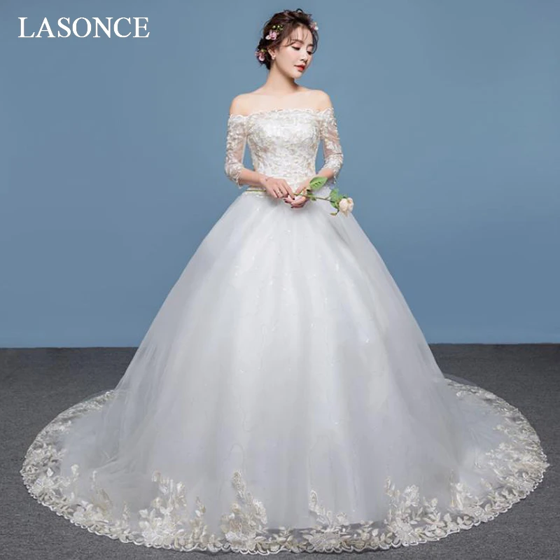 LASONCE Champagne Lace Appliques Court Train Ball Gown Wedding Dresses Boat Neck Three Quarter Sleeve Bridal Gowns
LASONCE Champagne Lace Appliques Court Train Ball Gown Wedding Dresses Boat Neck Three Quarter Sleeve Bridal Gowns