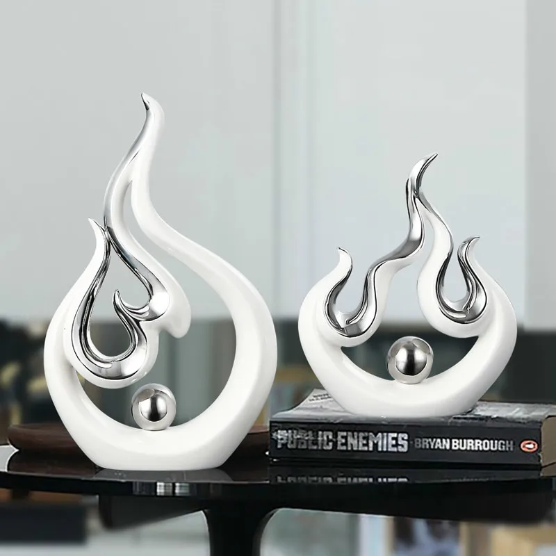 Modern European Style Silver White Ceramic Lover Home Decoration Art Crafts Wedding Gifts
Modern European Style Silver White Ceramic Lover Home Decoration Art Crafts Wedding Gifts