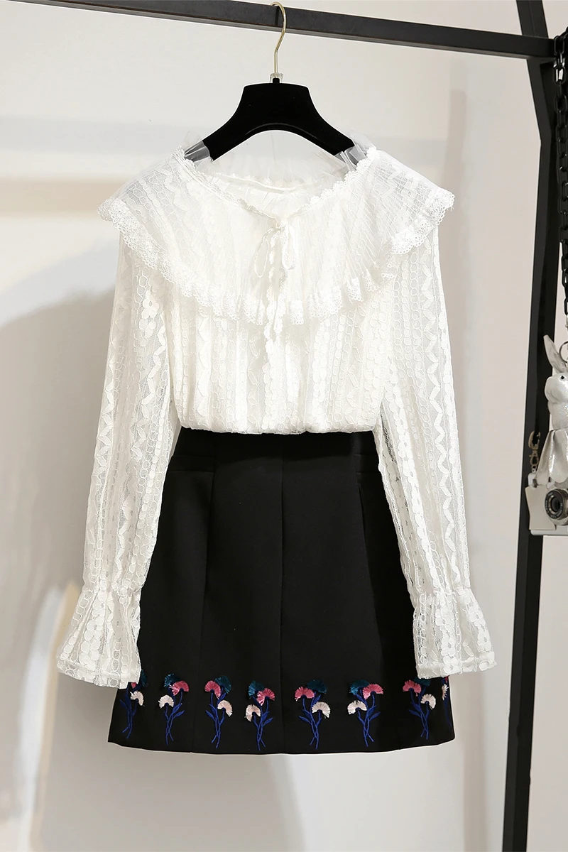 2019 spring women new lace white blouse top & flower black skirts two-piece outfit Korean fashion clothes clothing set S-XL 
2019 spring women new lace white blouse top & flower black skirts two-piece outfit Korean fashion clothes clothing set S-XL