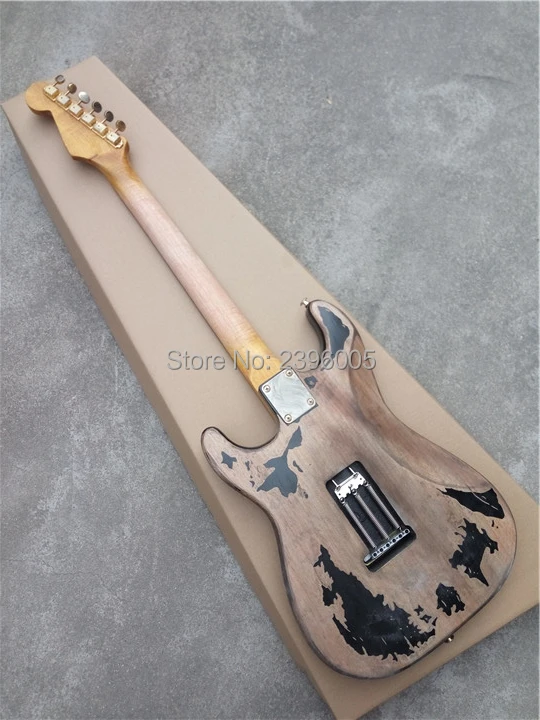 Custom shop st electric guitar,blackie one,21 frets guitar ,gold hardware,master aged details,free shipping
Custom shop st electric guitar,blackie one,21 frets guitar ,gold hardware,master aged details,free shipping