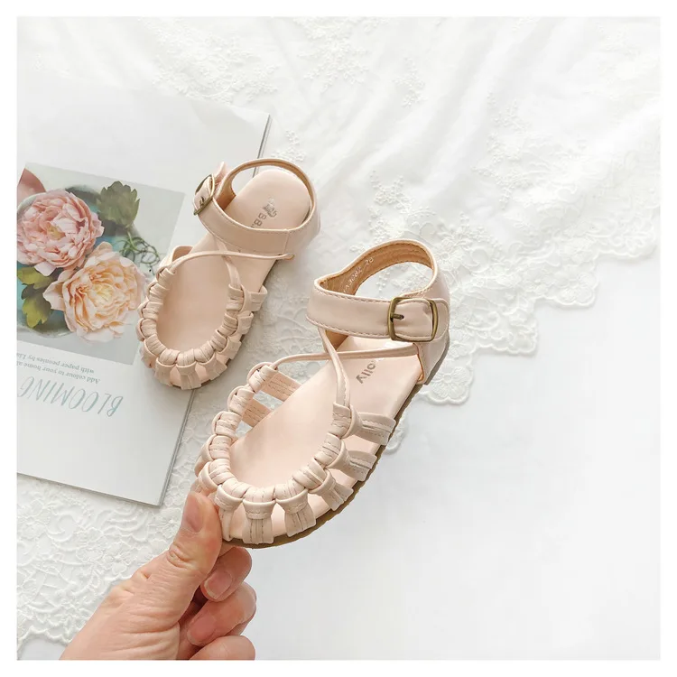 Fashion Weaved Sandals For Children Brown Color Kid Solid T-Strape Sandals Little Girls Beige Sandals Boys Beach Sandals Summer
Fashion Weaved Sandals For Children Brown Color Kid Solid T-Strape Sandals Little Girls Beige Sandals Boys Beach Sandals Summer
