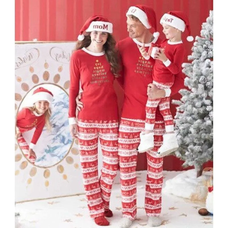 2018 New Year Family Matching Pajamas Sets Cotton Mother and Me Christmas Look Lovely Kids Boys Girls 2Pcs Sleepwear Clothes
2018 New Year Family Matching Pajamas Sets Cotton Mother and Me Christmas Look Lovely Kids Boys Girls 2Pcs Sleepwear Clothes