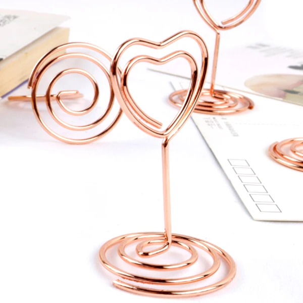 20pcs Mini Place Card Holders Table Number Stands Table Card Holder Wire Table Picture Photo Holder with Heart Shape Menu Memo
20pcs Mini Place Card Holders Table Number Stands Table Card Holder Wire Table Picture Photo Holder with Heart Shape Menu Memo