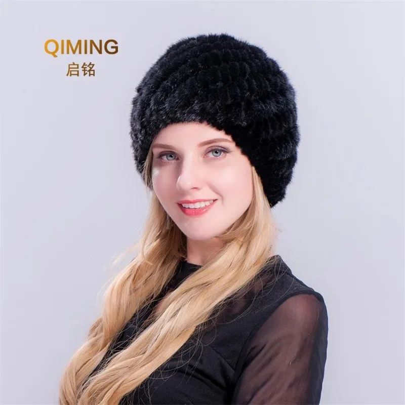 Women New Real Mink Fur Hats Leather Earmuffs Keep Warm Winter Lovely Pom Pom Hat Woman Beanies Pineapple Cap
Women New Real Mink Fur Hats Leather Earmuffs Keep Warm Winter Lovely Pom Pom Hat Woman Beanies Pineapple Cap