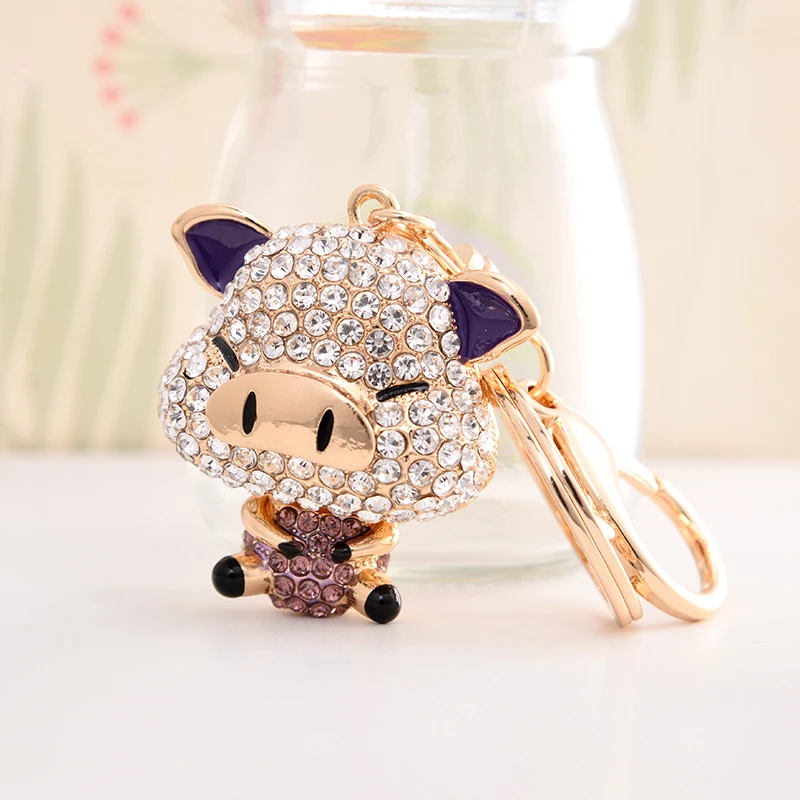 New Crystal Pig Key Chains Holder for Women Rhinestone Purse Bag Buckle Pendant Key Rings Car Decoration Gift Jewelry CH3581
New Crystal Pig Key Chains Holder for Women Rhinestone Purse Bag Buckle Pendant Key Rings Car Decoration Gift Jewelry CH3581