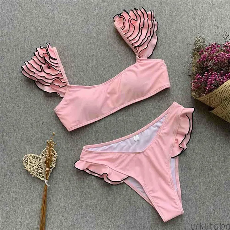 Swimwear Solid Color Bikini Set Ruffled Swimsuit Ladies Lace Newest Hot Sale Summer Sexy Split Bikini maillot de bain femme 2019
Swimwear Solid Color Bikini Set Ruffled Swimsuit Ladies Lace Newest Hot Sale Summer Sexy Split Bikini maillot de bain femme 2019