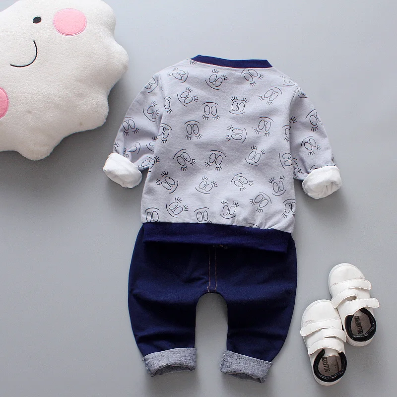 Boys clothes set 2019 autumn new boy cotton round neck zipper jacket + t-shirt + jeans pants three-piece baby suit
Boys clothes set 2019 autumn new boy cotton round neck zipper jacket + t-shirt + jeans pants three-piece baby suit