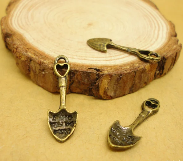 100pcs Exquisite shovel Popular in Europe America charms pendants 24*8MM Antique silver bronze Handmade accessories Jewelry
100pcs Exquisite shovel Popular in Europe America charms pendants 24*8MM Antique silver bronze Handmade accessories Jewelry
