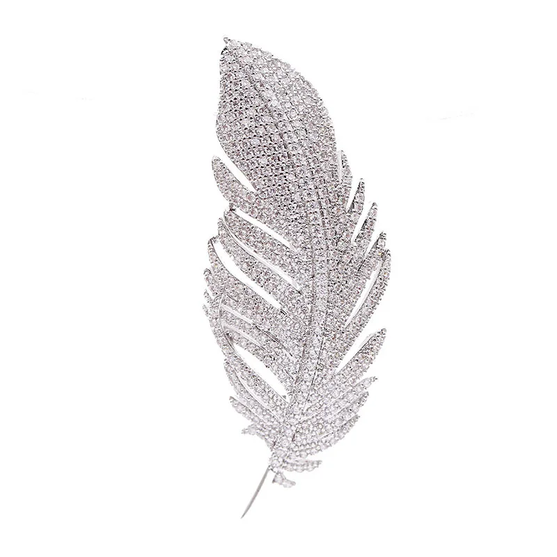 New Fashion Feather Brooch Pin Silver Color Wedding Jewelry Women Rhinestone Crystal Leaf Brooch Sweater Coat Accessories zk40
New Fashion Feather Brooch Pin Silver Color Wedding Jewelry Women Rhinestone Crystal Leaf Brooch Sweater Coat Accessories zk40