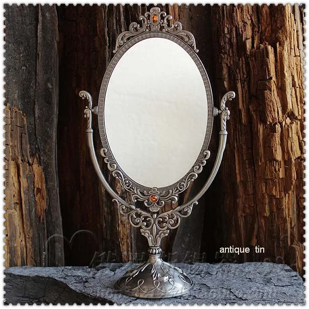 Retro dressing table mirror classical tin Metal desktop double-sided makeup mirror European antique elliptical dresser mirror
Retro dressing table mirror classical tin Metal desktop double-sided makeup mirror European antique elliptical dresser mirror