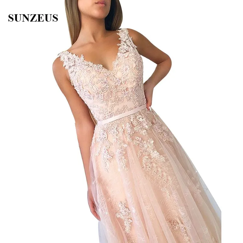 Robe De Fille D'honneur A-line V-neck Tank Long Lace Bridesmaid Dresses Appliques Women Party Gowns Low Back Formal Wear
Robe De Fille D'honneur A-line V-neck Tank Long Lace Bridesmaid Dresses Appliques Women Party Gowns Low Back Formal Wear