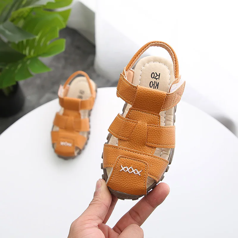 High quality Summer Boy's Sandal Children Sandal Skid-proof teenage sandals soft bottom Kids Shoes white black brown
High quality Summer Boy's Sandal Children Sandal Skid-proof teenage sandals soft bottom Kids Shoes white black brown