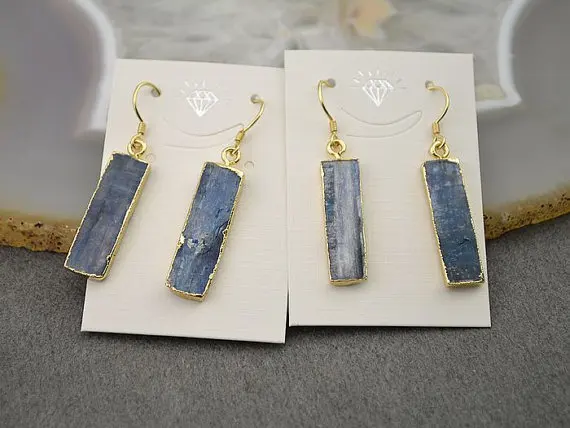 WT-E153 Exclusive wholesale natural kyanite blue rectangle earrings with gold strim fashion earrings jewelry
WT-E153 Exclusive wholesale natural kyanite blue rectangle earrings with gold strim fashion earrings jewelry