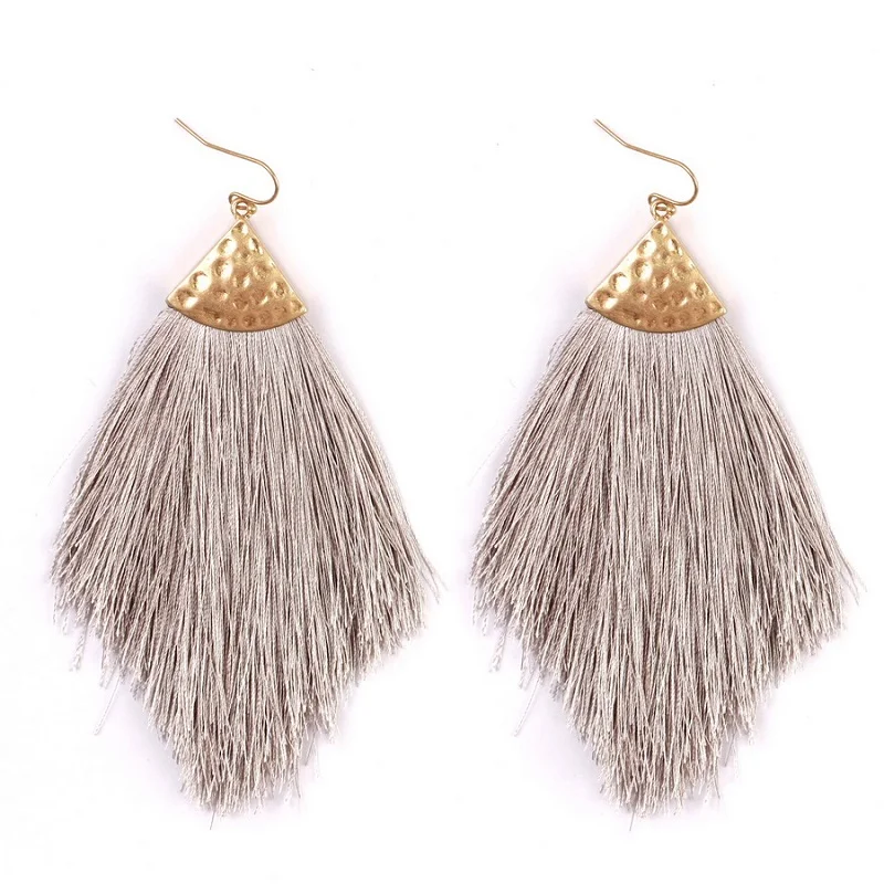 Trendy Bohemian Ten Colors Soft Silk Tassel Dangle Drop Earrings Handmade Geometric Square Long Tassel Drop Earrings For Women
Trendy Bohemian Ten Colors Soft Silk Tassel Dangle Drop Earrings Handmade Geometric Square Long Tassel Drop Earrings For Women