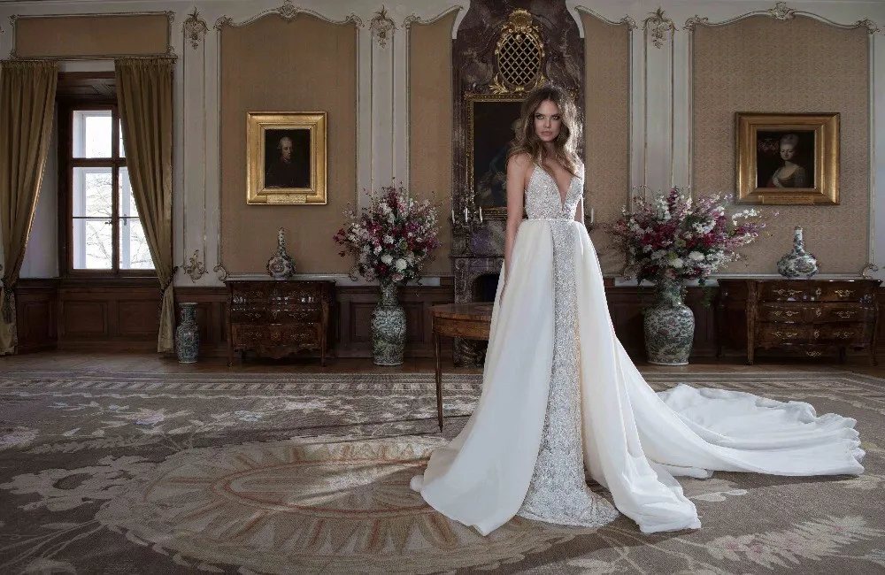 2017 Backless Detachable Skirt Sexy Wedding Dresses V-Neck Spaghetti Straps Ivory Mermaid Lace Wedding Dresses E-4
2017 Backless Detachable Skirt Sexy Wedding Dresses V-Neck Spaghetti Straps Ivory Mermaid Lace Wedding Dresses E-4