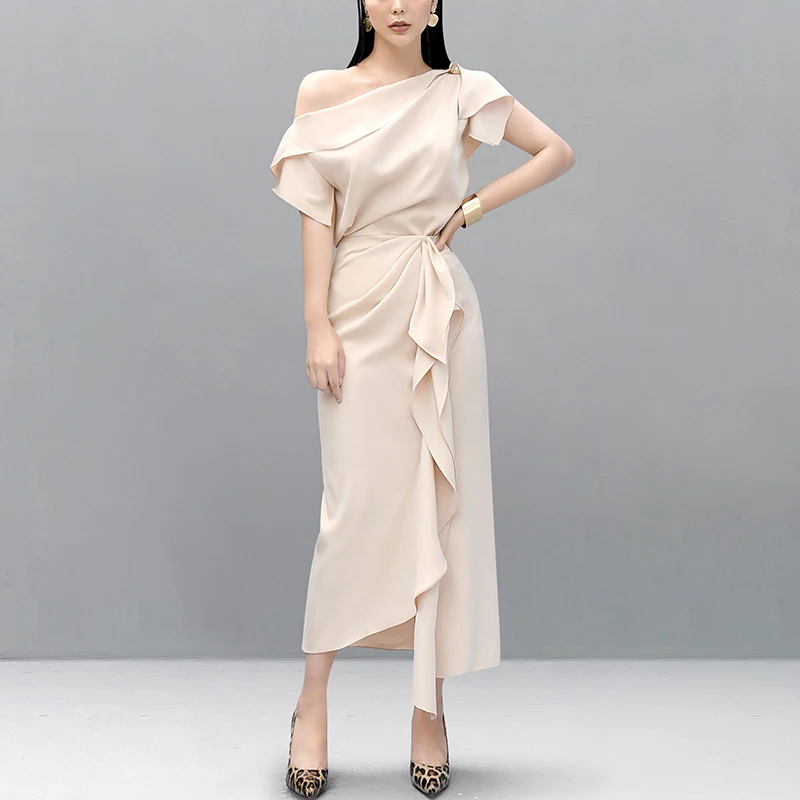 JSXDHK Runway Summer 2 PCS Set Elegant Women's One Shoulder Sexy Crop Tops And Fashion Ruffles Bodycon Long Party Skirts Set
JSXDHK Runway Summer 2 PCS Set Elegant Women's One Shoulder Sexy Crop Tops And Fashion Ruffles Bodycon Long Party Skirts Set