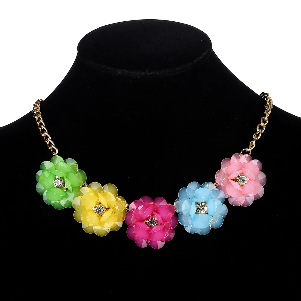 Romantic Fresh Colorful Short Fashion For Women Jewelry Choker Necklaces Five Flower Necklace Popular Accessories Gifts2019
Romantic Fresh Colorful Short Fashion For Women Jewelry Choker Necklaces Five Flower Necklace Popular Accessories Gifts2019