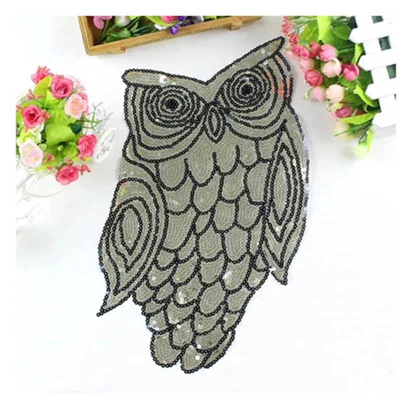 Popular owl Shiny Sequins Sew On Fabric Patches For Clothes DIY Stickers Appliques Garment Accessories for woman clothing
Popular owl Shiny Sequins Sew On Fabric Patches For Clothes DIY Stickers Appliques Garment Accessories for woman clothing