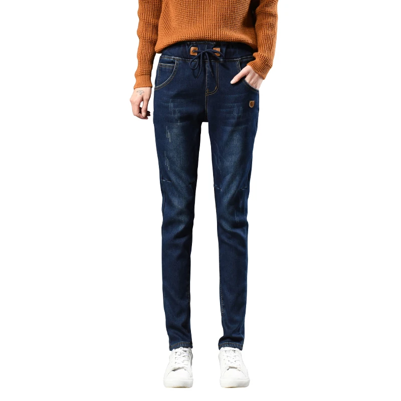 2018 hot selling Loose elastic waist plus large size jeans female casual fashion catch lines women denim pants Cheap wholesale
2018 hot selling Loose elastic waist plus large size jeans female casual fashion catch lines women denim pants Cheap wholesale