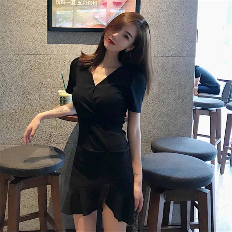 Sexy Side Split Ruffles A-line Mini Dress V-neck Short Sleeve Women Dresses Summer Female Solid Color Dress
Sexy Side Split Ruffles A-line Mini Dress V-neck Short Sleeve Women Dresses Summer Female Solid Color Dress