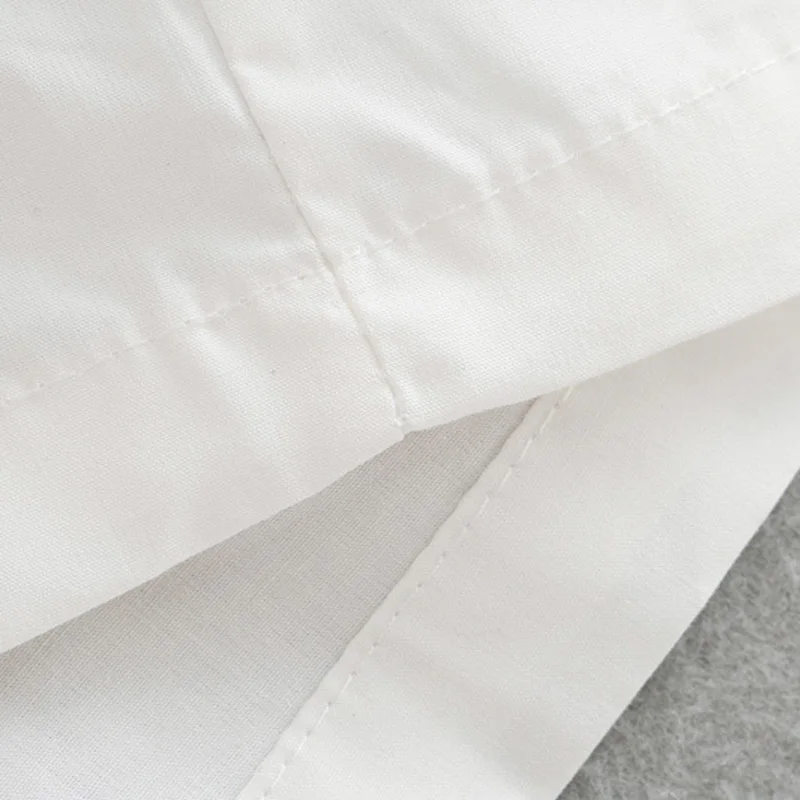 New White Floral Embroidery Turn-down Collar Loose Blouse Women Nice Summer Fashion Short Sleeve Casual Vintage Tops Female Ladi
New White Floral Embroidery Turn-down Collar Loose Blouse Women Nice Summer Fashion Short Sleeve Casual Vintage Tops Female Ladi