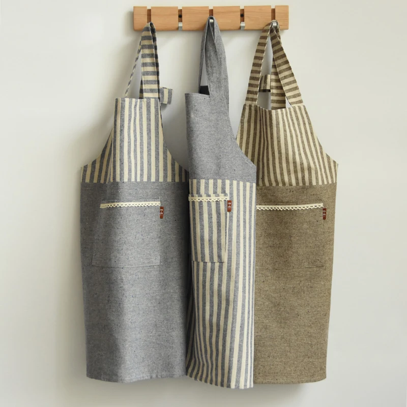 Japanese kitchen cotton apron Adult shoulder strap women kitchen cooking apron Oil stain Chef overalls Baking Mats with pockets 
Japanese kitchen cotton apron Adult shoulder strap women kitchen cooking apron Oil stain Chef overalls Baking Mats with pockets