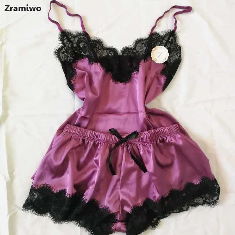 Women's Sleepwear Sexy Satin Pajama Set Black Lace V-Neck Pyjamas Sleeveless Cute Cami Top and Shorts
Women's Sleepwear Sexy Satin Pajama Set Black Lace V-Neck Pyjamas Sleeveless Cute Cami Top and Shorts