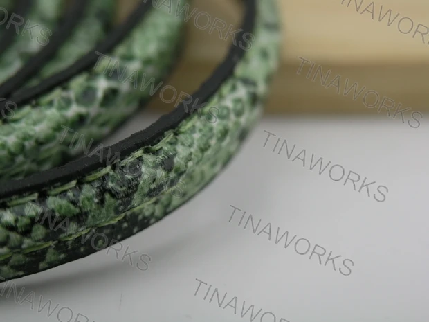 FREE SHIPPING 3Pcs x 1Meter Snake Skin(Green Tone) Half Round Leather Cord 10.0x5.0mm
FREE SHIPPING 3Pcs x 1Meter Snake Skin(Green Tone) Half Round Leather Cord 10.0x5.0mm