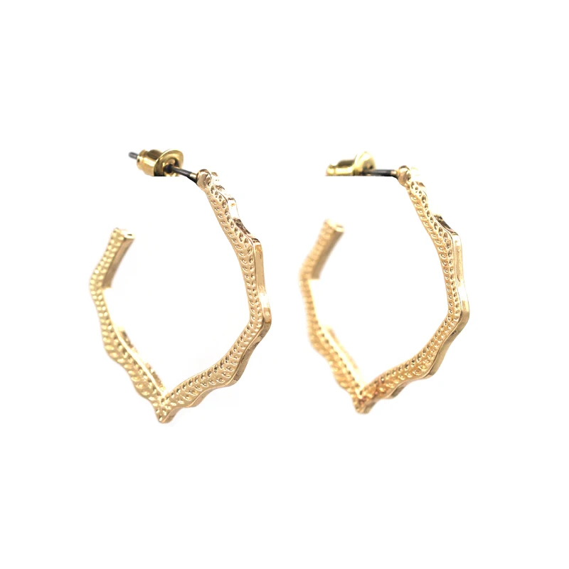 2019 May New Arrival Irregullar C Shape Stud Earrings Gold Gun Metal Rose Gold Color Women Fashion C Shape Stud Earrings
2019 May New Arrival Irregullar C Shape Stud Earrings Gold Gun Metal Rose Gold Color Women Fashion C Shape Stud Earrings